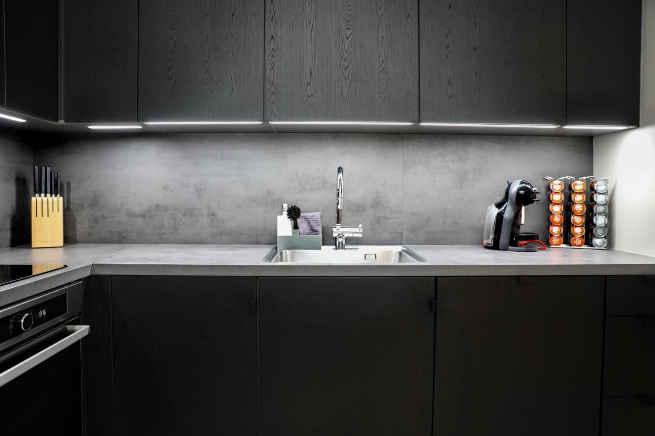Geirþrutharhagi One Bedroom Apartment 아퀴레이리 외부 사진